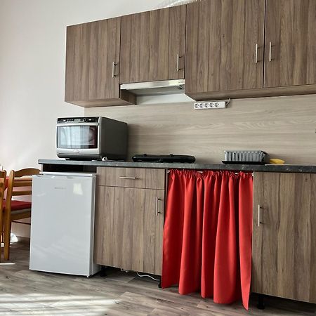 Centr00M Apartman Dunafoldvar Esterno foto